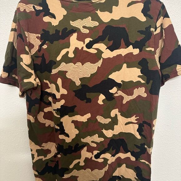 Men’s Camo Puma TShirt - Picture 6 of 6